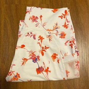 Mila High Waisted Pocket Shorts 9"